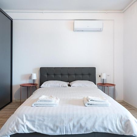 The Roka Studio Bucureşti Ngoại thất bức ảnh