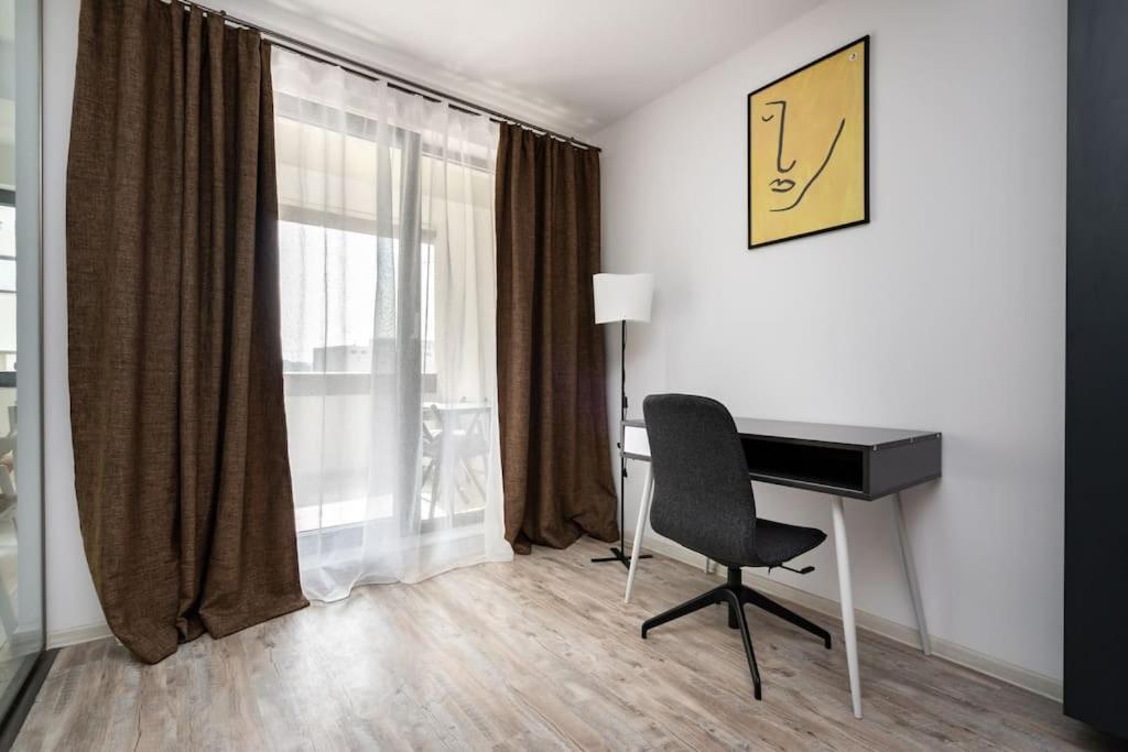 The Roka Studio Bucureşti Ngoại thất bức ảnh